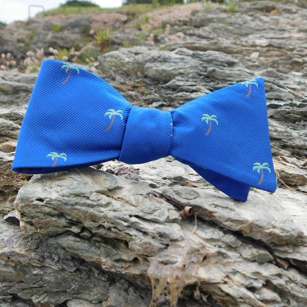 Palm Tree Bow Tie - Blue, Woven Silk - SummerTies