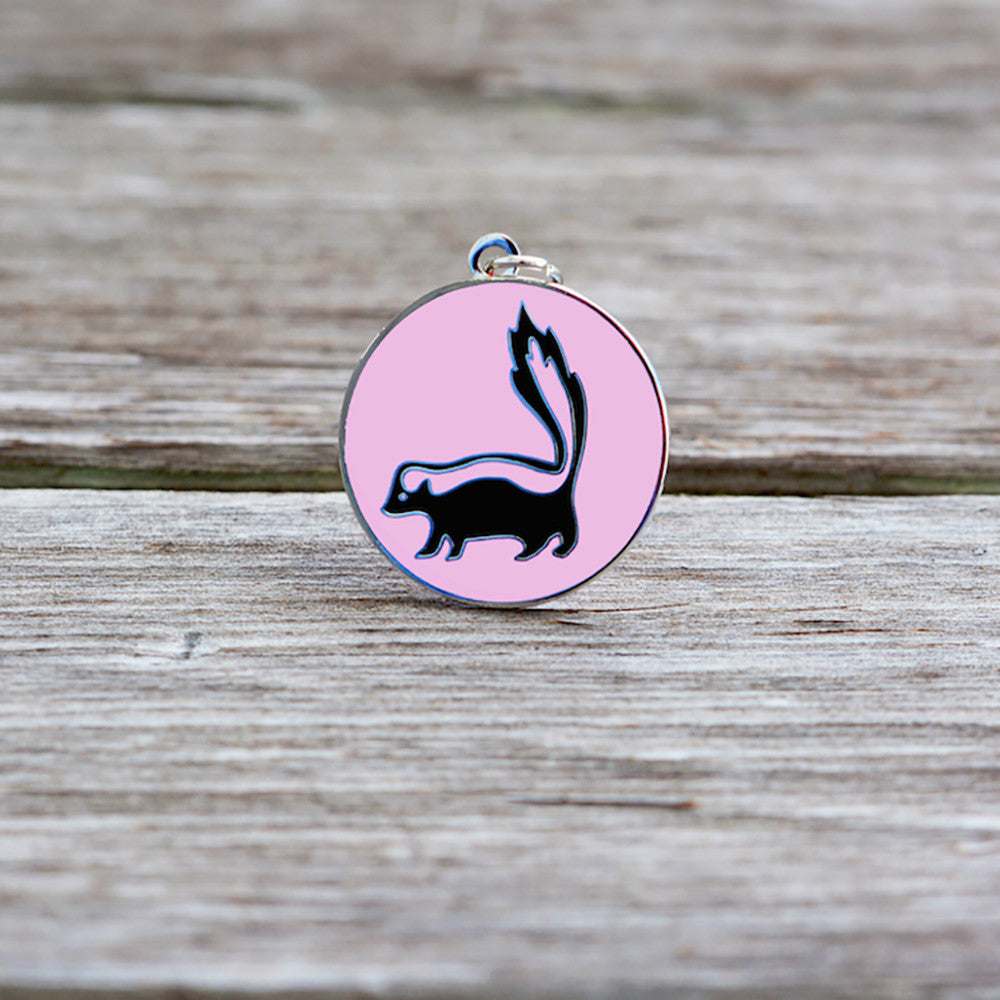 Skunk Pendant - SummerTies