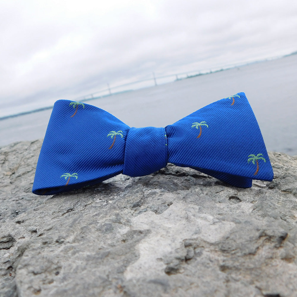 Palm Tree Bow Tie - Blue, Woven Silk - SummerTies