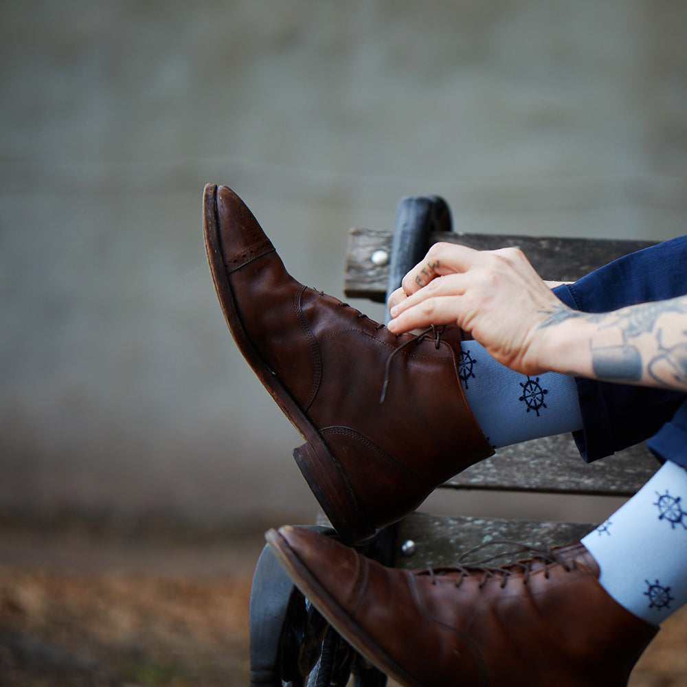 Ship Wheel Socks - Men's Mid Calf - SummerTies