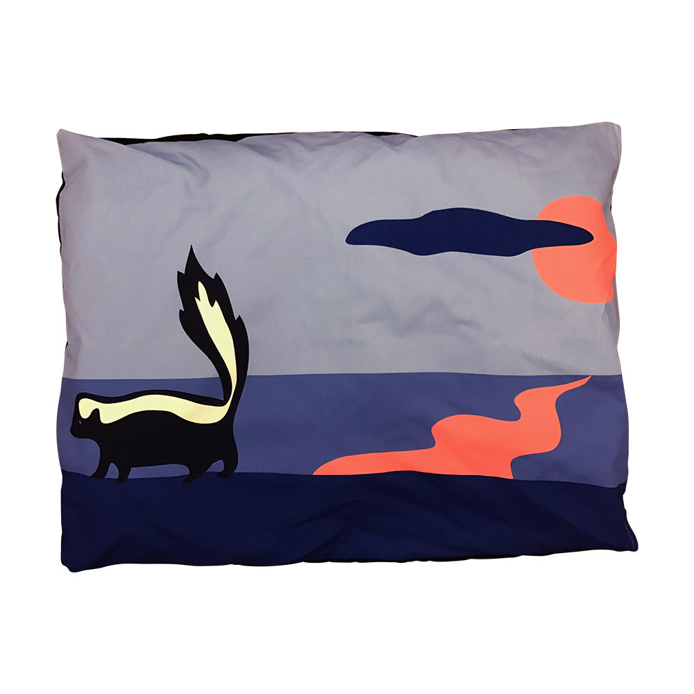 Skunk Dog Bed - SummerTies